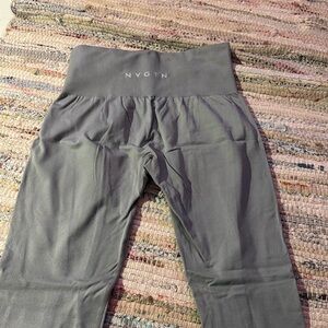 NVGTN leggings